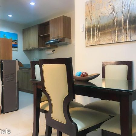 2 Bedroom Condo @ Midpoint Residences W/ City View มันดาเวซิตี้ ภายนอก รูปภาพ