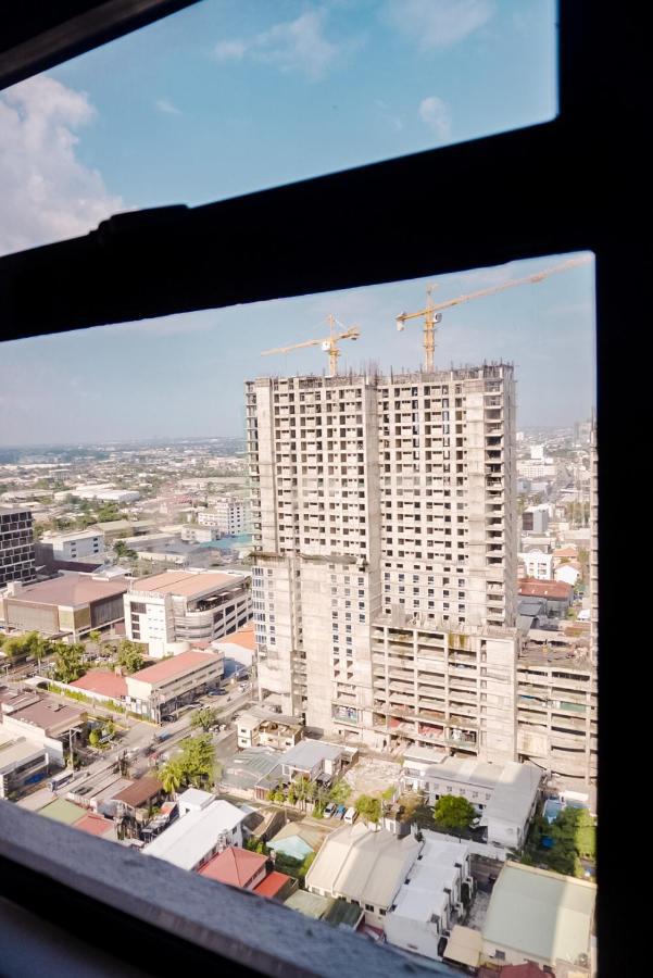 2 Bedroom Condo @ Midpoint Residences W/ City View มันดาเวซิตี้ ภายนอก รูปภาพ