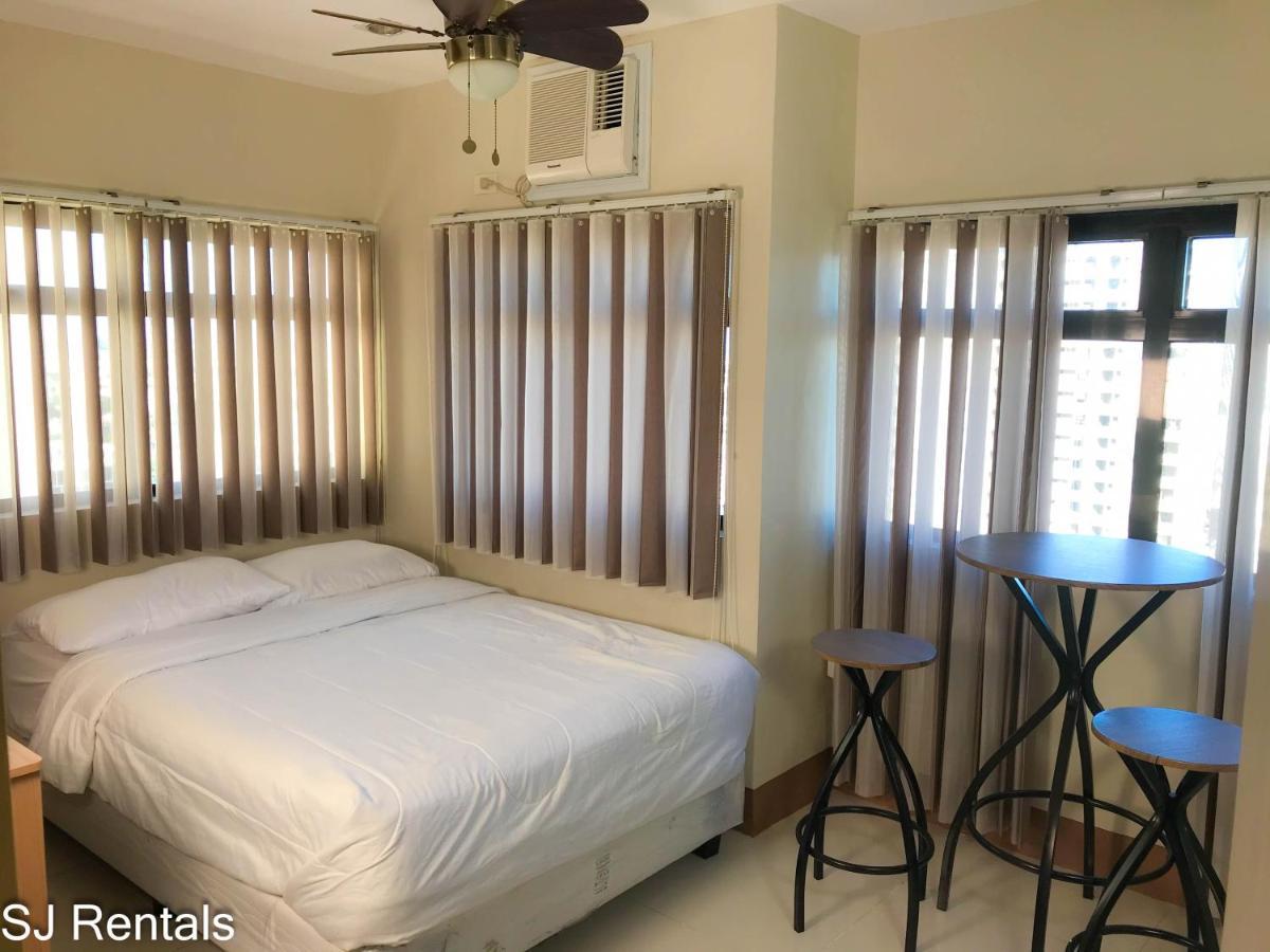 2 Bedroom Condo @ Midpoint Residences W/ City View มันดาเวซิตี้ ภายนอก รูปภาพ